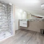 Daire 049 - Attico Elegante, 10 Minuti A Piedi Da Mare E - Posto Auto Privato Gratis, Ristrutturato Marzo 2026 Sestri Levante