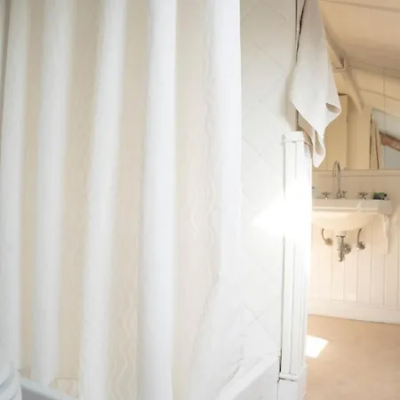 049 - Attico Elegante, 10 Minuti A Piedi Da Mare E - Posto Auto Privato Gratis * Sestri Levante